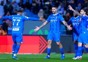 الهلال يعزز صدارته للدوري بالفوز على الوحدة