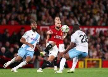مانشستر يونايتد الإنجليزي يقرر الاستغناء عن سفيان أمرابط