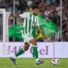 مانويل بيليغريني يشيد بالدولي المغربي شادي رياض