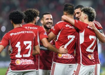 الأهلي يفسد ريمونتادا فيوتشر ويتوج بالسوبر المصري بسيناريو مثير
