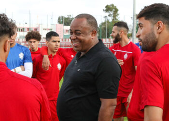 الناصيري يفاجئ لاعبي الوداد قبل شد الرحال إلى تانزانيا  لمواجهة سيمبا