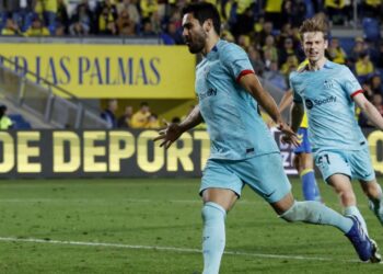 برشلونة ينجو من فخ لاس بالماس في الليغا