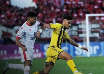 التعادل الإيجابي 1-1 يحسم لقاء المغرب الفاسي والوداد الرياضي