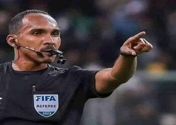 حكم سوداني يقود مباراة المغرب أمام جنوب أفريقيا