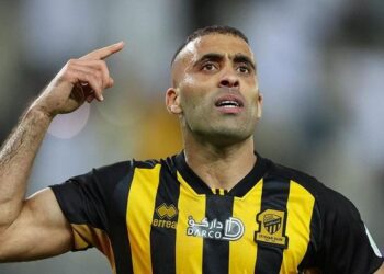 بنمحمود يفاجئ عبد الرزاق حمدلله بعد التألق في دوري أبطال أسيا..