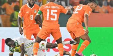 كوت ديفوار تصعق مالي وتتأهل إلى نصف نهائي كأس أمم إفريقيا