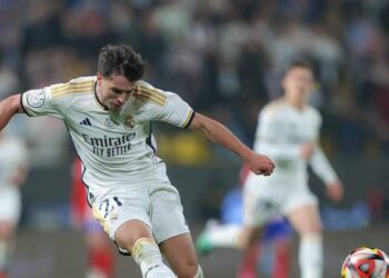 إبراهيم دياز يسجل هدفا جديدا رفقة ريال مدريد الذي تعادل مع اتليتكو مدريد