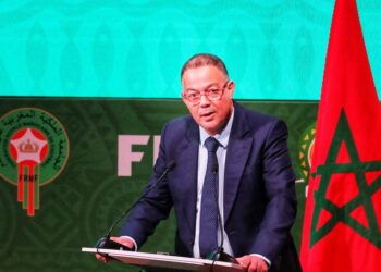 فوزي لقجع يصر على تنظيم كأس أمم إفريقيا 2025 صيفًا في المغرب