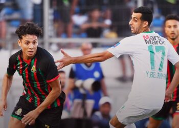 التعادل الايجابي ينهي مباراة الجيش الملكي أمام الرجاء البيضاوي