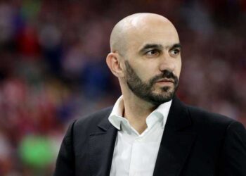 وليد الركراكي يعلن عن رغبته في ضم نائل العيناوي إلى المنتخب المغربي