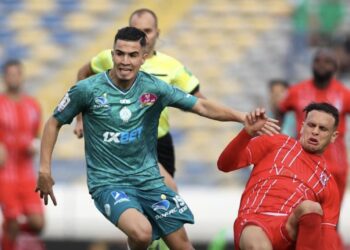 الرجاء الرياضي يفوز على مضيفه الفتح الرياضي ويشدد الخناق من جديد على الجيش الملكي المتصدر
