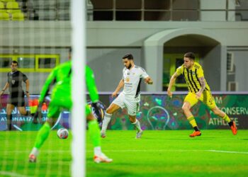 أزارو يسجل “سوبر هاتريك” في الدوري الإماراتي