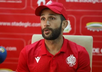 عادل رمزي يقترب من تجربة جديدة بالدوري التونسي
