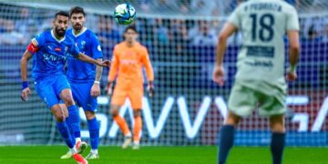 الهلال يواصل التحليق في صدارة دوري روشن