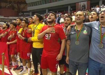 أسود كرة اليد يتوجون بالبطولة العربية للشباب بعد فوزهم على الكويت بضربات الترجيح