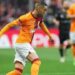 حكيم زياش يقترب من حسم لقب الدوري التركي