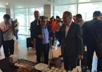 بالتمر والحليب..بعثة اتحاد العاصمة تصل إلى المغرب وسط استقبال حافل