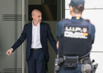 اعتقال روبياليس فور وصوله إلى مدريد