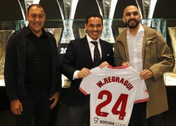 إشبيلية الإسباني يحتفي بالناخب الوطني وليد الركراكي