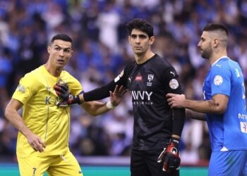 بونو يبكي رونالدو مجدداً: الحارس المغربي يقف عائقاً أمام النجم البرتغالي