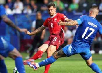 سويسرا تخرج إيطاليا من “اليورو” وتتأهل لربع النهائي