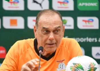 غرانت: سنواجه منتخب عالمي وسنحاول أن نتسبب لهم في بعض الصعوبات