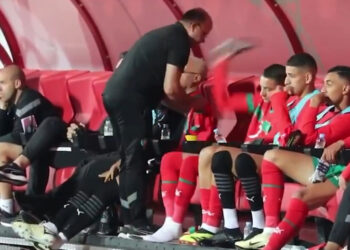 تكرار مشهد غضب زياش بعد تبديله: ما الذي ينتظر الركراكي؟
