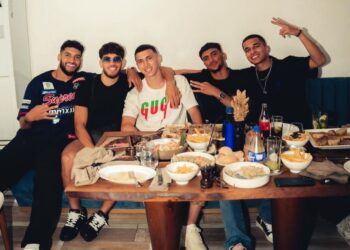 نجوم المنتخب المغربي يقضون عطلة العيد في مراكش الحمراء