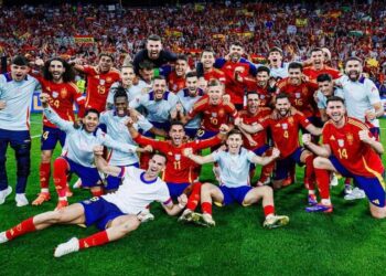 المنتخب الإسباني يتوج بكأس أوروبا للمرة الرابعة في تاريخه على حساب انجلترا