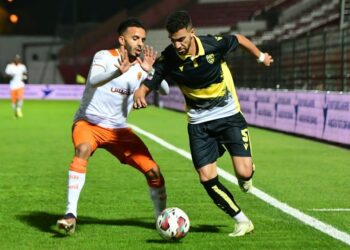 مواجهات سهلة لنهضة بركان واتحاد تواركة في كأس الكونفدرالية