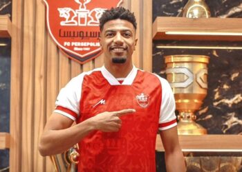 بيرسبوليس الإيراني يقدم الدولي المغربي أيوب العملود