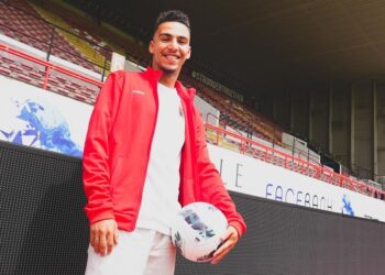 المغربي أشرف لعزيري ينتقل إلى مولنبيك البلجيكي