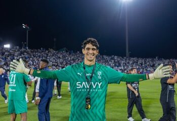 بونو يقود الهلال للتتويج بلقب كأس السوبر السعودي بعد الفوز على النصر