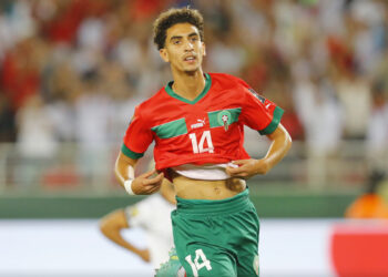 ترغالين:” ميداليتي في الأولمبياد وكأس أفريقيا ولقب الدوري الفرنسي أقدمهم لوالدتي فهي تضعها في درج صغير لأنني خائف جدا من فقدانها”