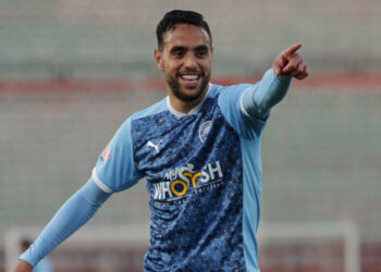 محمد الشيبي يطالب بمليون دولار لتجديد عقده مع بيراميدز المصري
