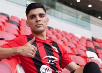 الريان القطري يعلن تعاقده مع المغربي أشرف بنشرقي