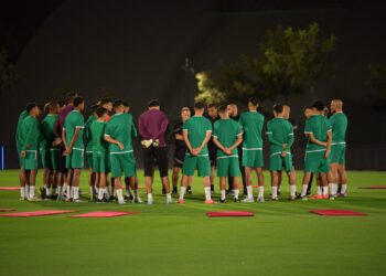 المنتخب المغربي يحوض أول حصة تدريبية تأهبا لمواجهة إفريقيا الوسطى