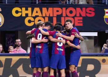 برشلونة يقسو على ريال مدريد برباعية نظيفة في كلاسيكو الأرض