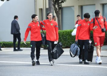 بعثة المنتخب الوطني تتوجه إلى الغابون لمواجهة منتخبها