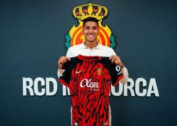 لاعب الجيش الملكي سيف الدين شلاغمو يلتحق بمايوركا الإسباني
