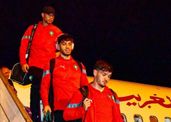 وصول بعثة المنتخب المغربي إلى مدينة فرانسفيل تأهبا لمواجهة الغابون