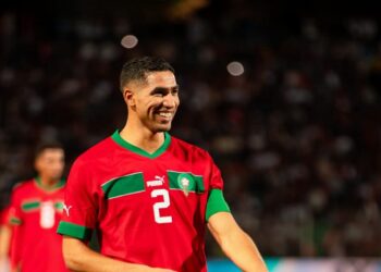 رسمياً: أشرف حكيمي في القائمة النهائية لجائزة أفضل لاعب في أفريقيا لعام 2024