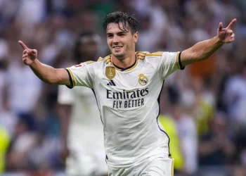 دياز يقود ريال مدريد لتحقق فوزاً مهماً على إشبيلية 4-2 في الليغا