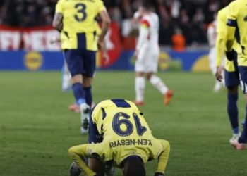 يوسف النصيري يكشف عن طقوسه الروحية قبل المباريات ويحظى بإعجاب جماهير فنربخشة