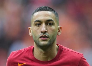 النصر يتوصل إلى اتفاق نهائي مع زياش ويقترب من إتمام الصفقة