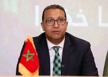 الرجاء يفاضل بين مدرب جزائري وتونسي لخلافة عبدالصادق