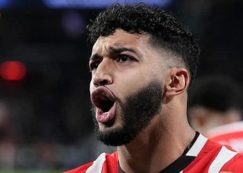 إسماعيل الصيباري يقود آيندهوفن للتألق أمام يوفنتوس