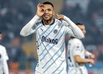 النصيري يتألق مع فنربخشة بهدف وتمريرة حاسمة أمام غازي عنتاب