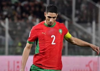 أشرف حكيمي يغيب عن مواجهة تنزانيا بسبب الإيقاف
