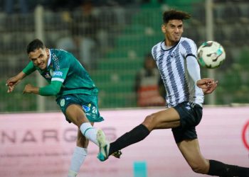 الاتحاد الإسلامي الوجدي يُقصي الرجاء ويعبر إلى ربع نهائي كأس العرش